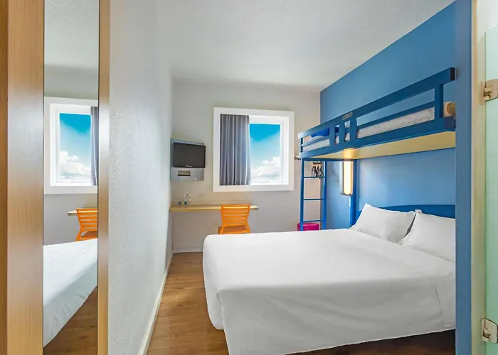 Ibis Budget Curitiba Centro