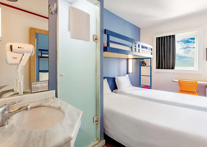 Ibis Budget Curitiba Centro