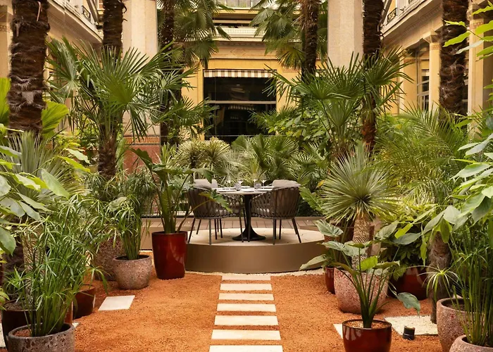 Prince De Galles, A Luxury Collection Hotel, Paris