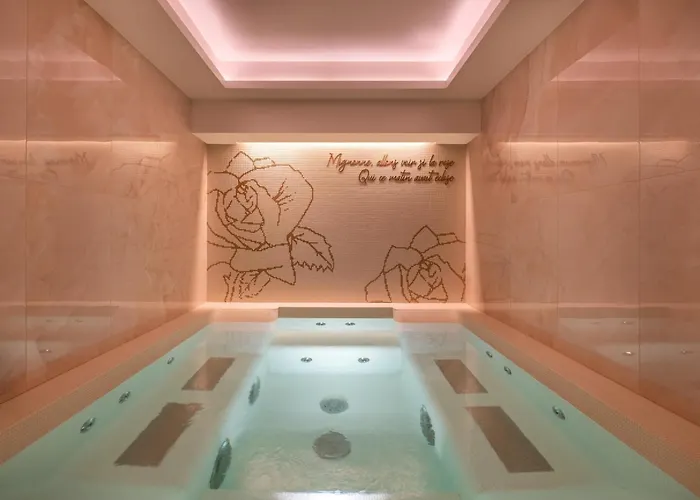 Hotel Elysia By Inwood Hotels Paris