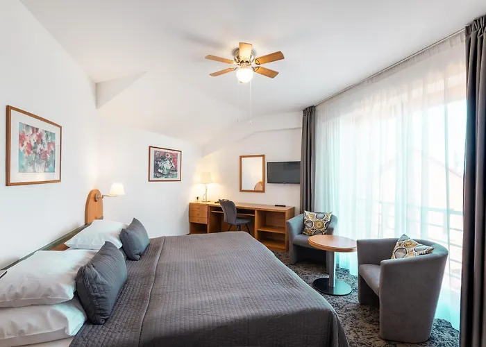 Hotel Troja