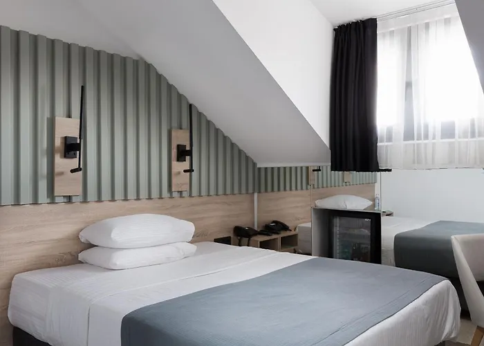 City Park Hotel