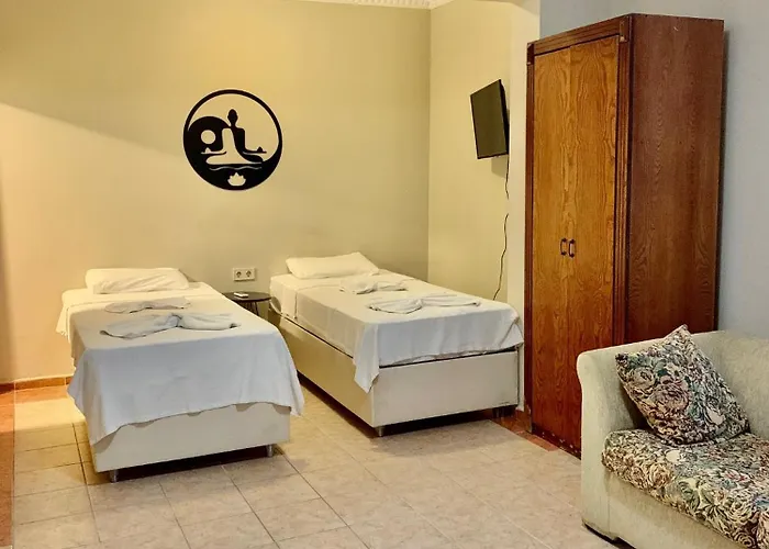 Rosy Suites