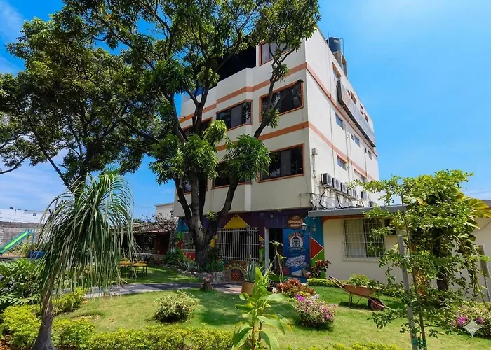 Hotel De Alborada