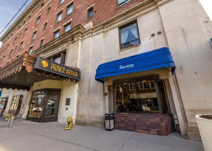 Prince Arthur Waterfront Hotel & Suites