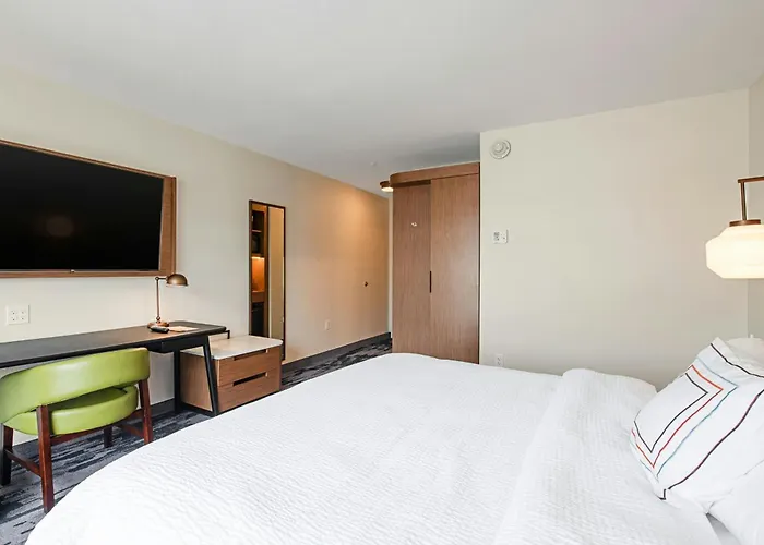 Fairfield Inn & Suites By Marriott Duluth Waterfront