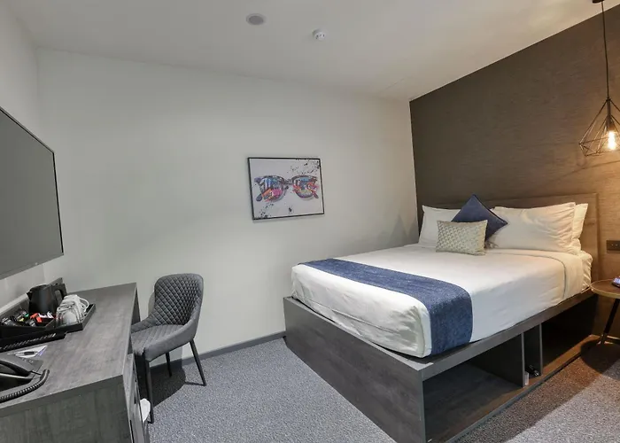 Microtel By Wyndham Wellington