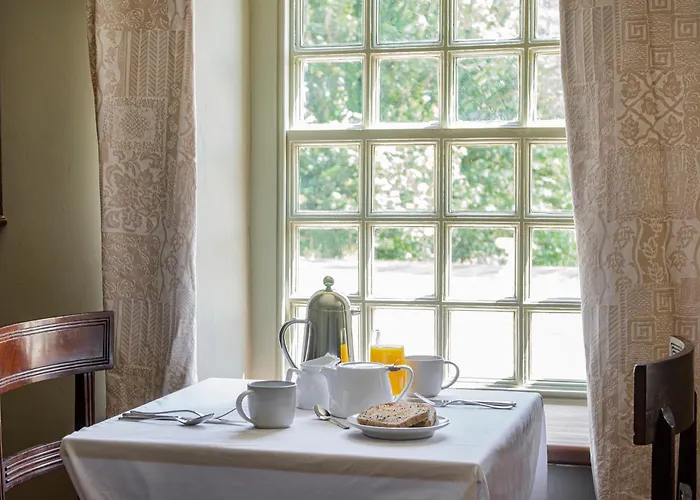 Cusgarne Manor Boutique B&B - Adults Only