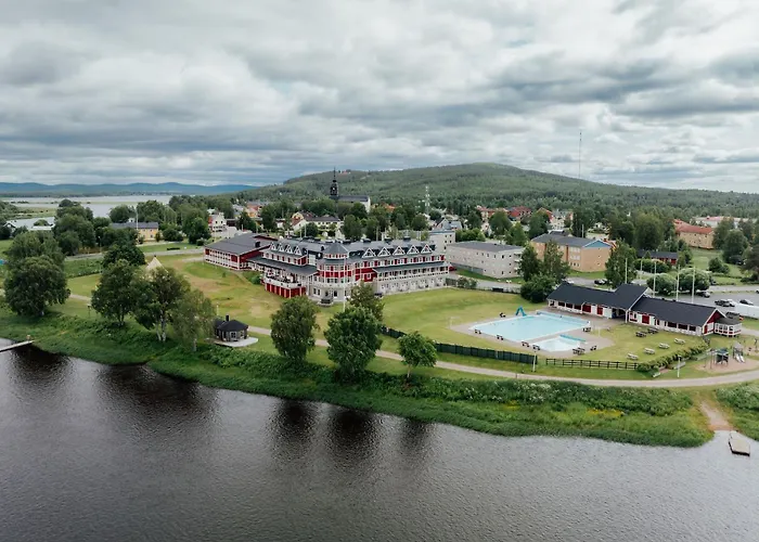 Grand Arctic Resort