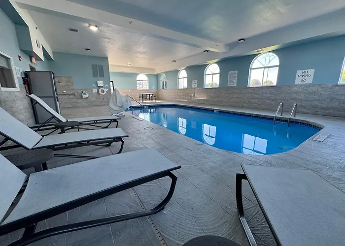 Holiday Inn Express Madison Area By Ihg
