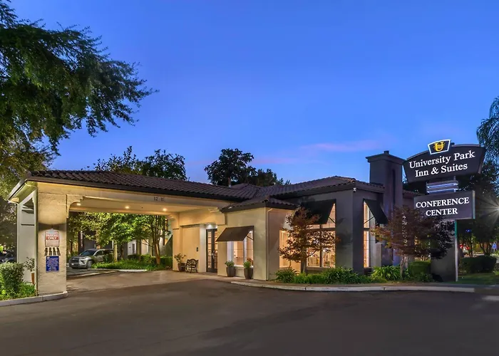 University Park Inn & Suites, An Ascend Collection Hotel