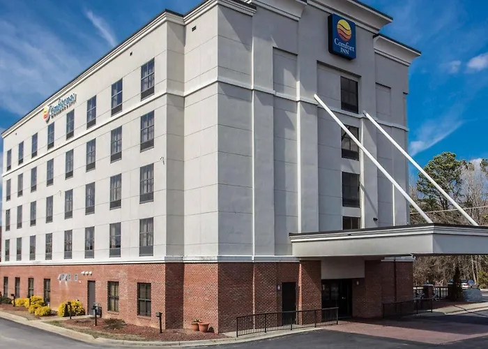 Comfort Inn & Suites Lumberton Central I-95