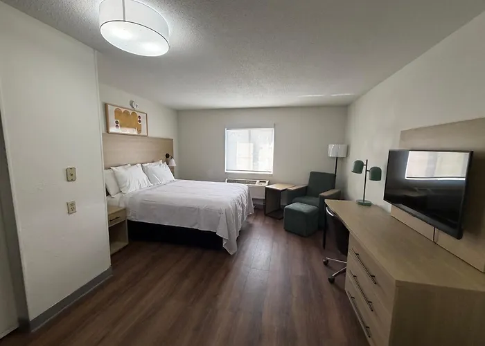 Sonesta Simply Suites