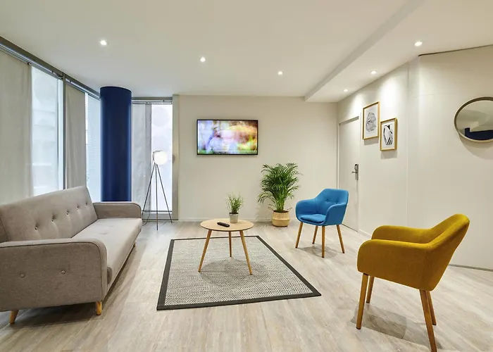 Residence Mercure Paris La Defense Grande Arche
