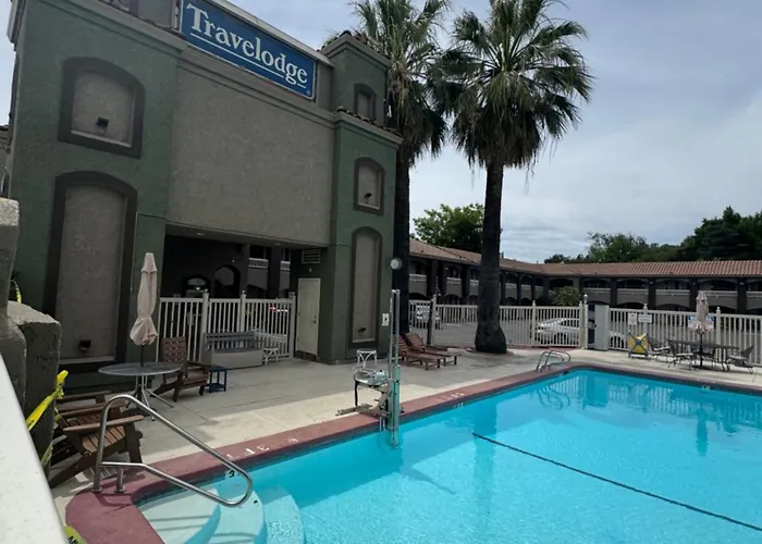 Travelodge By Wyndham Redding Ca