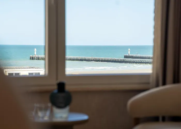 Cornr Seaview