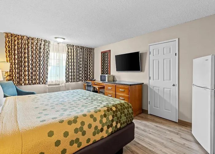 Rodeway Inn & Suites Portland West - Beaverton