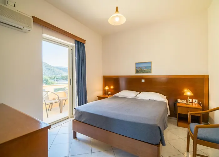 Hiona Holiday Hotel