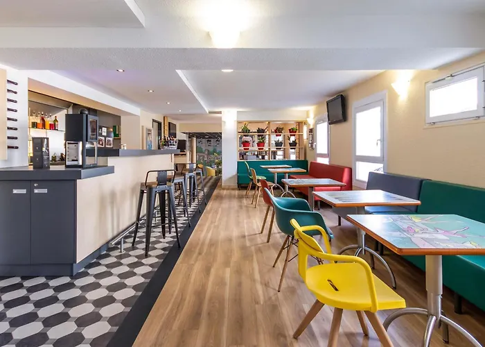 Ibis Rochefort
