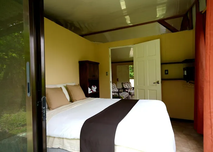 Essence Arenal Spa & Yoga