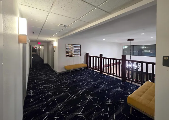 Comfort Inn & Suites Summerset - Black Hills Area
