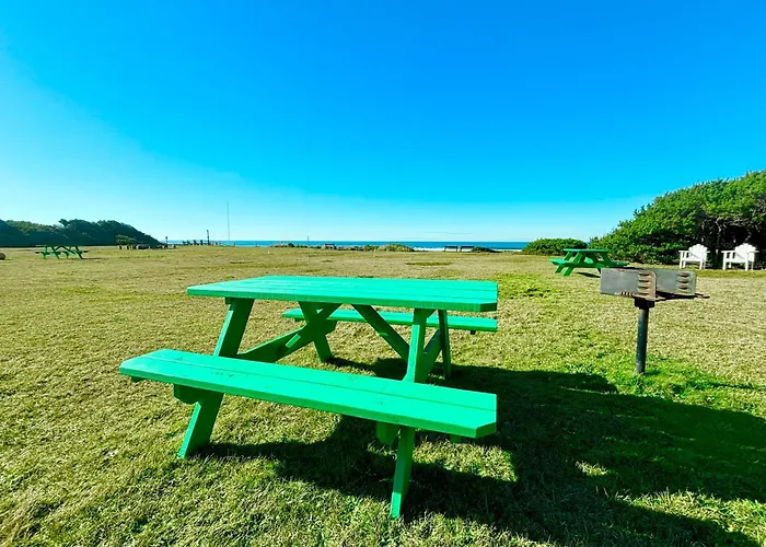 Tillicum Beach - Formerly Deane'S Oceanfront Lodge