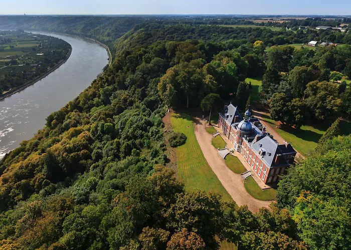 Chateau Du Landin