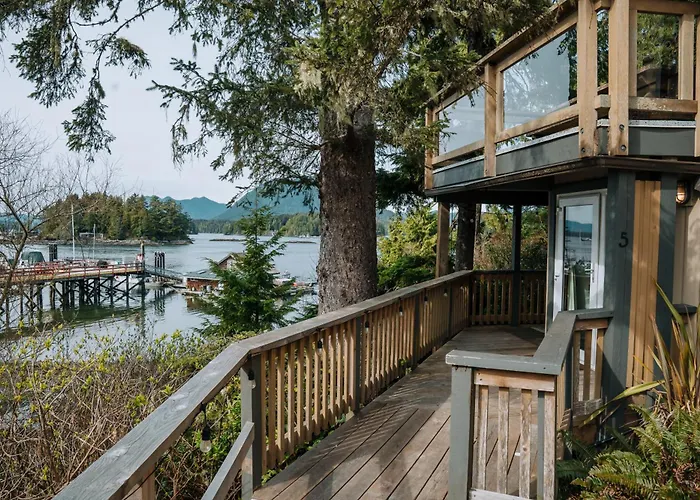 Shoreline Tofino