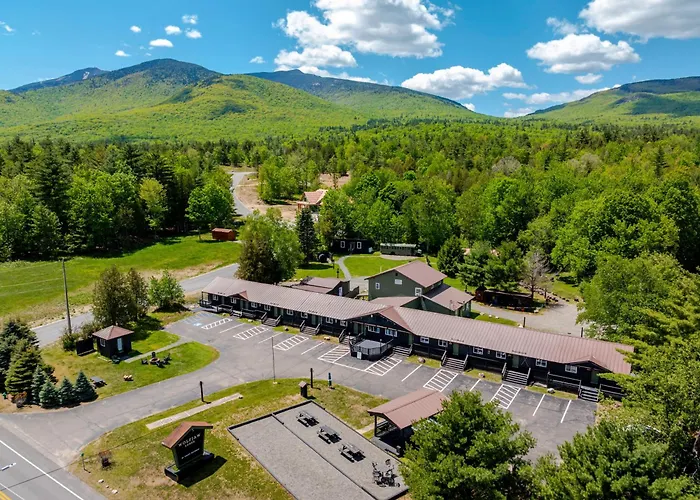 Wolfjaw Lodge