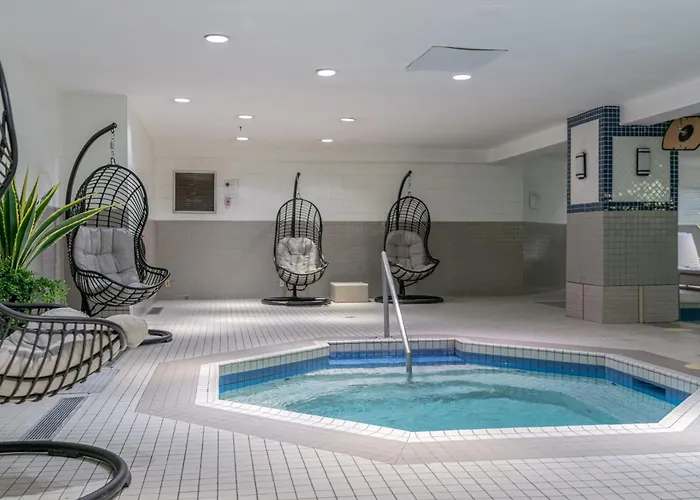 Delta Hotels By Marriott Montreal