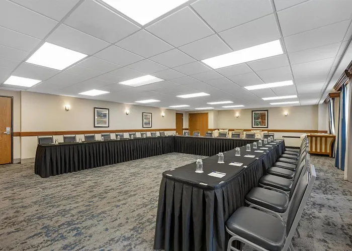 Best Western Plus Dubuque And Conference Center