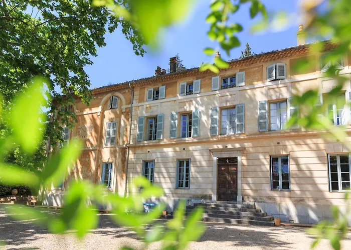 Chateau De Saint Martin