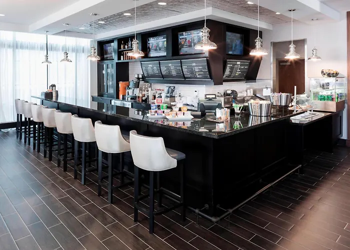 Courtyard By Marriott Richmond Downtown