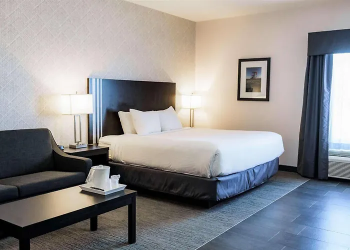 Park By Radisson Edmonton Airport