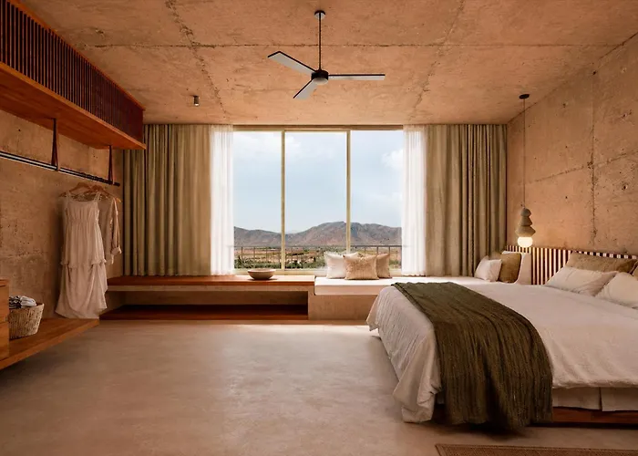 Paradero Todos Santos - Experience Inclusive