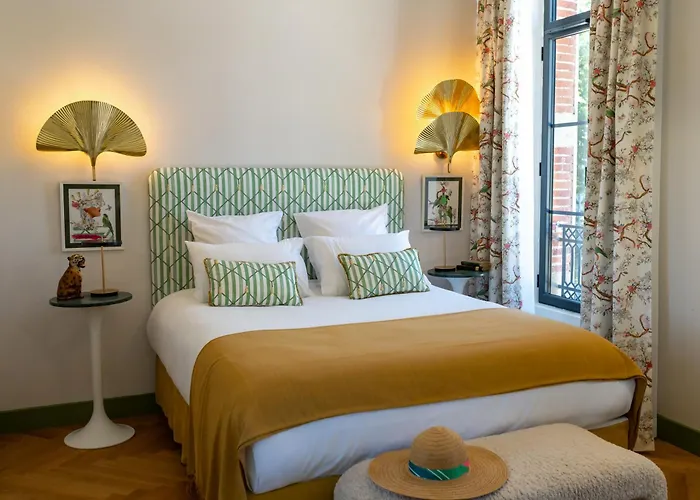 Château de Fiac - Luxurious Hôtel&Spa