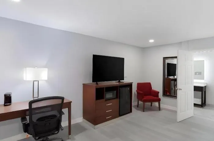 Quality Inn Redding Near I-5
