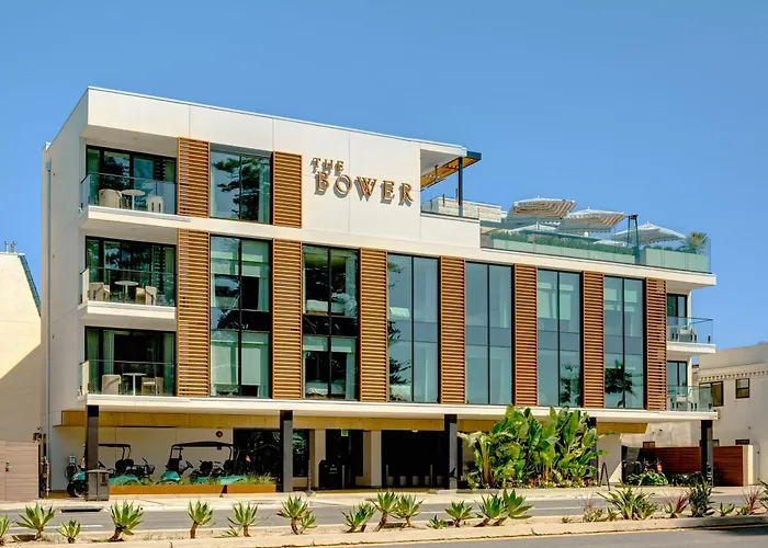 Bower Coronado