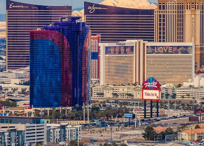 Masquerade Tower At Rio & Casino