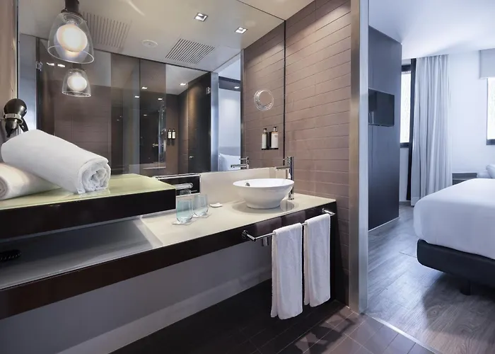 Hotel Barcelona Condal Mar Affiliated by Meliá