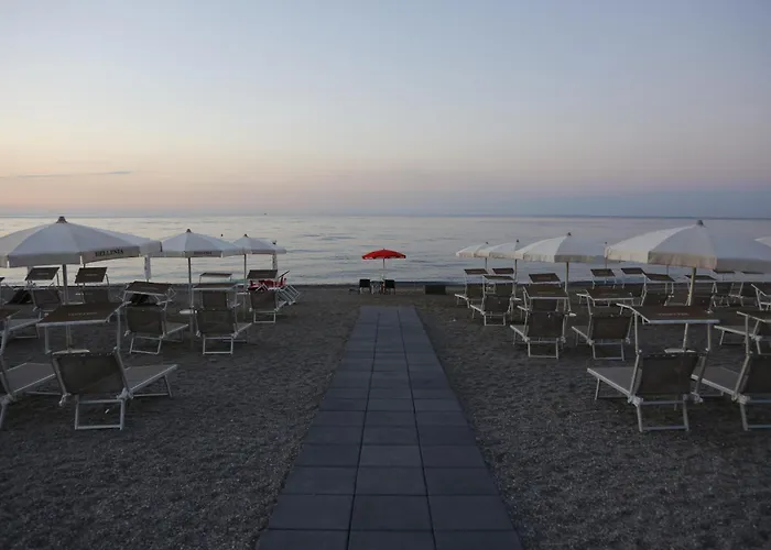 Hellenia Yachting Hotel & Spa