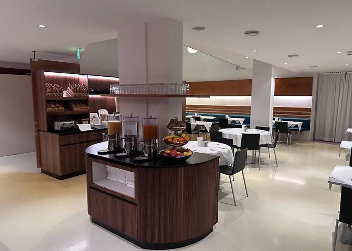 Hotel Caroline