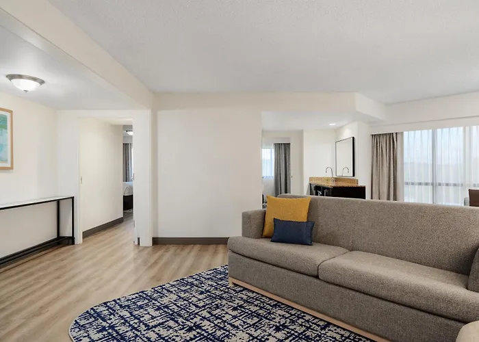 Embassy Suites By Hilton Seattle - Tacoma International Airport