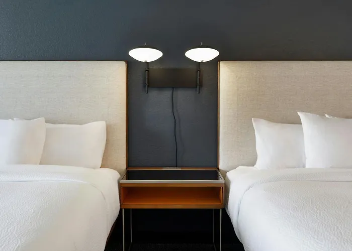 Courtyard By Marriott Wichita East