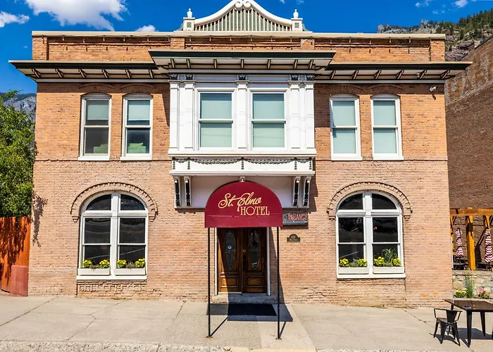 St. Elmo Hotel