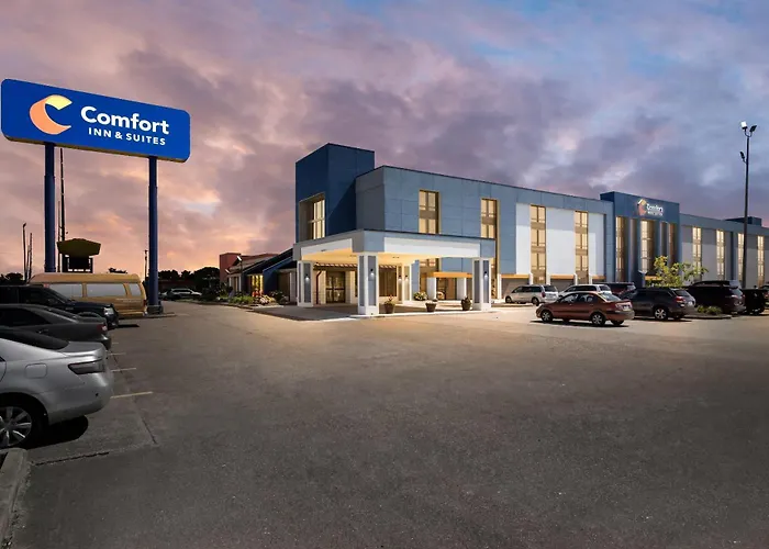 Comfort Inn & Suites Evansville Airport