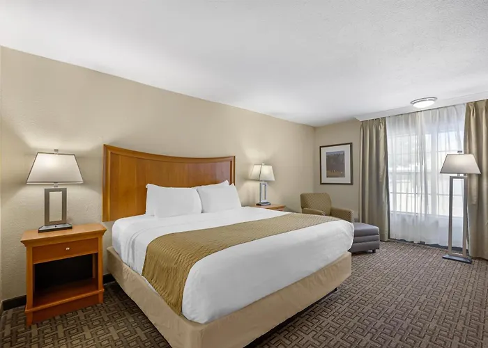Best Western Swiss Clock Inn