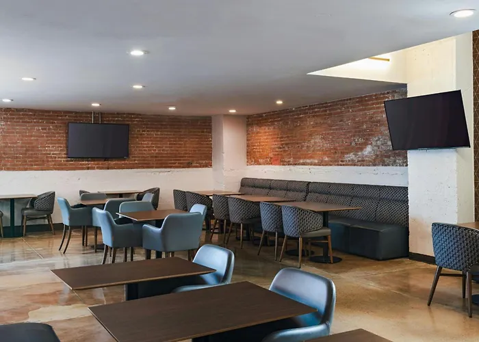Towneplace Suites By Marriott Downtown