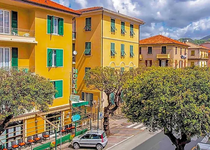 Hotel Bristol