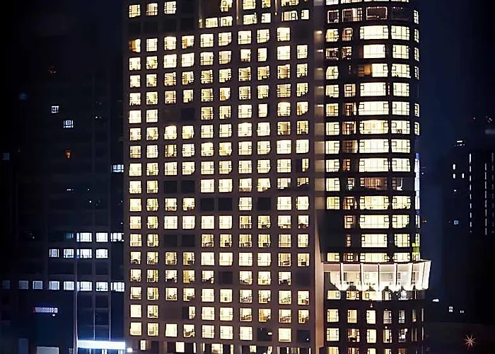 Fraser Place Central